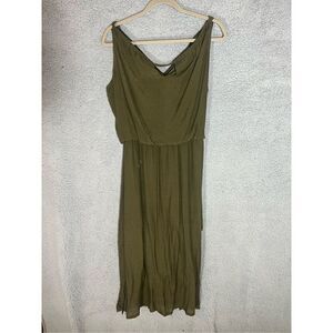 Keyhole Sleeveless Dark Green Women's Flowy Dress Size M